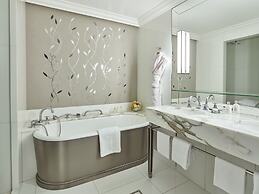 Hôtel Plaza Athénée - Dorchester Collection