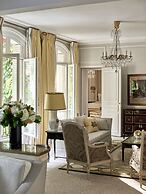 Hôtel Plaza Athénée - Dorchester Collection