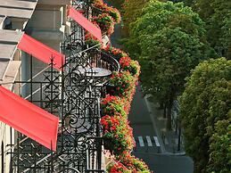 Hôtel Plaza Athénée - Dorchester Collection