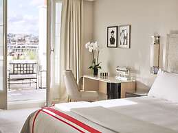 Hôtel Plaza Athénée - Dorchester Collection