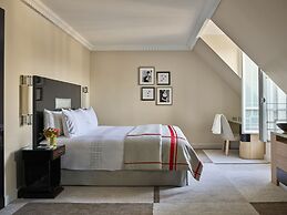 Hôtel Plaza Athénée - Dorchester Collection