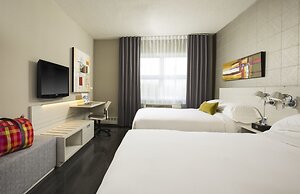 Hotel Sepia