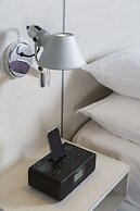 Hotel Sepia