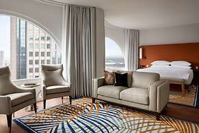 Montreal Marriott Chateau Champlain