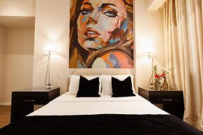Best Western Plus Embassy Hotel