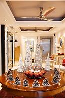Best Western Plus Embassy Hotel