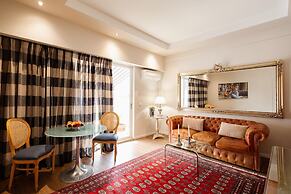 Best Western Plus Embassy Hotel