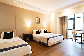Best Western Plus Embassy Hotel