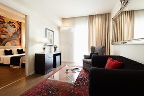 Best Western Plus Embassy Hotel