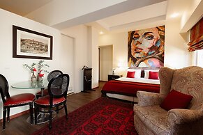 Best Western Plus Embassy Hotel