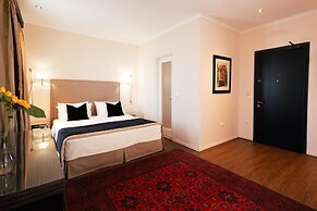 Best Western Plus Embassy Hotel