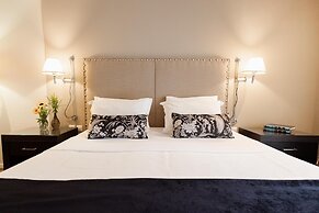Best Western Plus Embassy Hotel