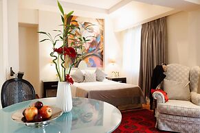 Best Western Plus Embassy Hotel