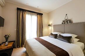 Best Western Plus Embassy Hotel