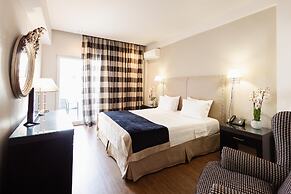 Best Western Plus Embassy Hotel