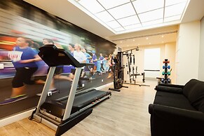 Best Western Plus Embassy Hotel
