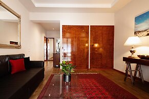 Best Western Plus Embassy Hotel