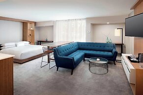 Delta Hotels by Marriott Seattle Everett