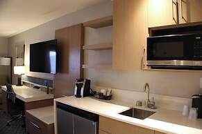 Delta Hotels by Marriott Seattle Everett