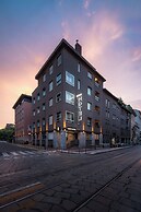 Hotel Crivi's