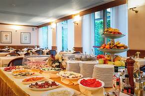 Hotel Crivi's