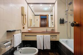Hotel Crivi's
