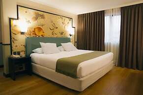 Hotel Director Vitacura