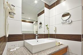 Rogner Hotel Tirana