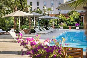 Rogner Hotel Tirana