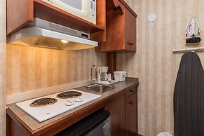 Canadas Best Value Inn Calgary Chinook Station