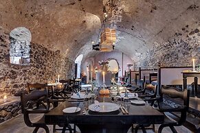 Vedema, a Luxury Collection Resort, Santorini