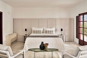 Vedema, a Luxury Collection Resort, Santorini