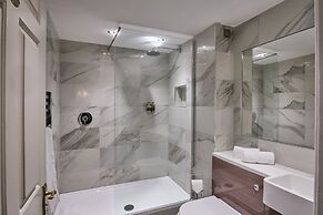 New House Country Hotel