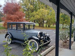 Moore Park Inn