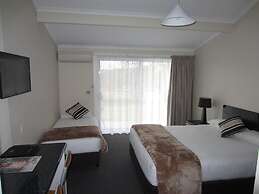 Moore Park Inn