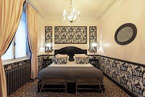 West End Hotel