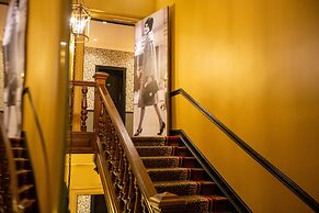 West End Hotel