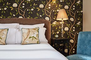West End Hotel
