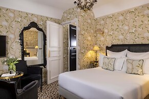 West End Hotel