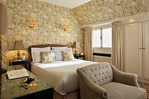 West End Hotel