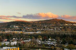Delta Hotels by Marriott Sherbrooke Conference Centre