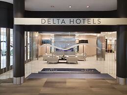 Delta Hotels by Marriott Edmonton Centre Suites