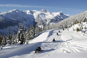 Hilton Whistler Resort & Spa