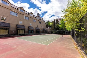 Hilton Whistler Resort & Spa