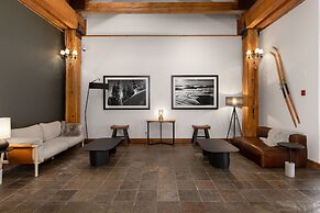 Tantalus Resort Lodge