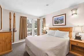 Tantalus Resort Lodge