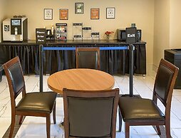 Quality Inn & Conference Centre Downtown