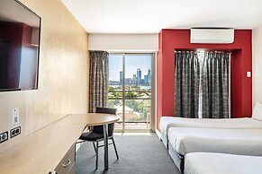 Metro Hotel Perth