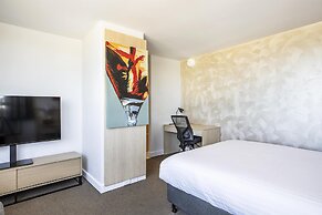 Metro Hotel Perth