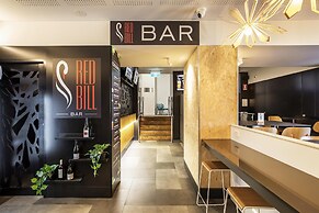 Metro Hotel Perth